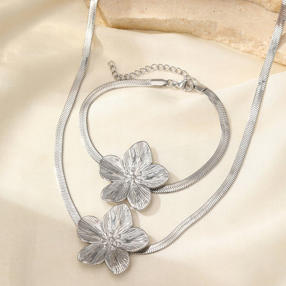 Conjunto: collar y pulsera – plateado