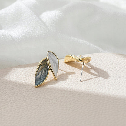 Delicate Women's Gold-Tone Stud Earrings