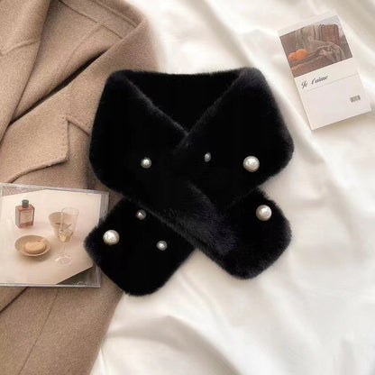 Women's Faux-Fur Scarf 80 × 13 cm – Black & White