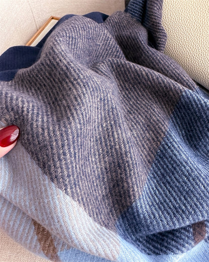 Women's Winter Scarf 200 × 66 cm – Multicoloured