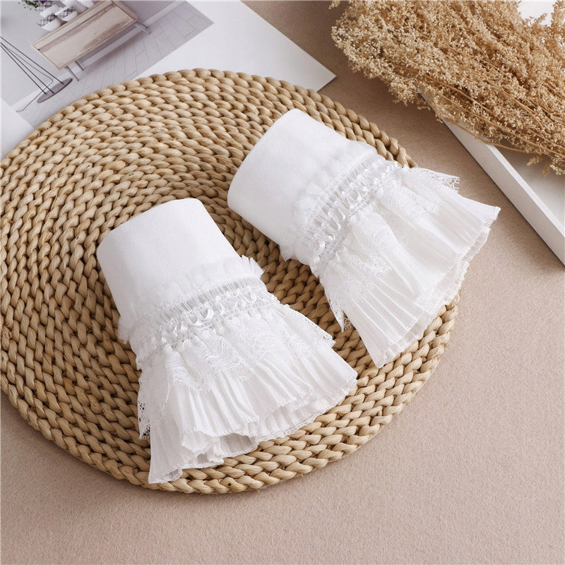 Detachable Lace Cuffs – White