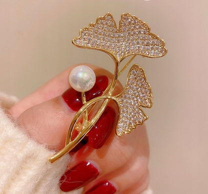 Gold-Tone Double-Leaf Brooch with Zirconia and Pearl