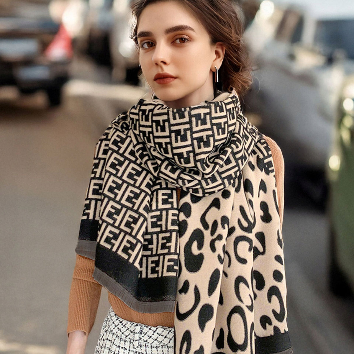Women's Elegant Warm Winter Scarf — Leopard Print, 180×66