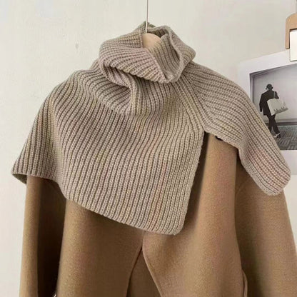 Schlauchschal mit Ponchokragen – hellbraun