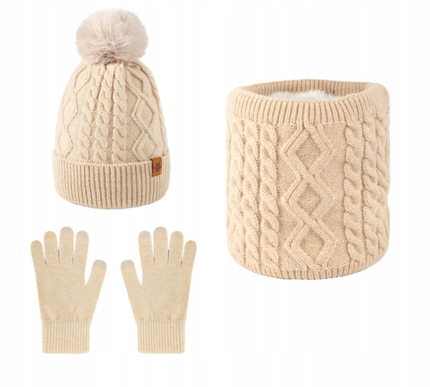 Set de iarnă: căciulă, fular tubular și mănuși – bej