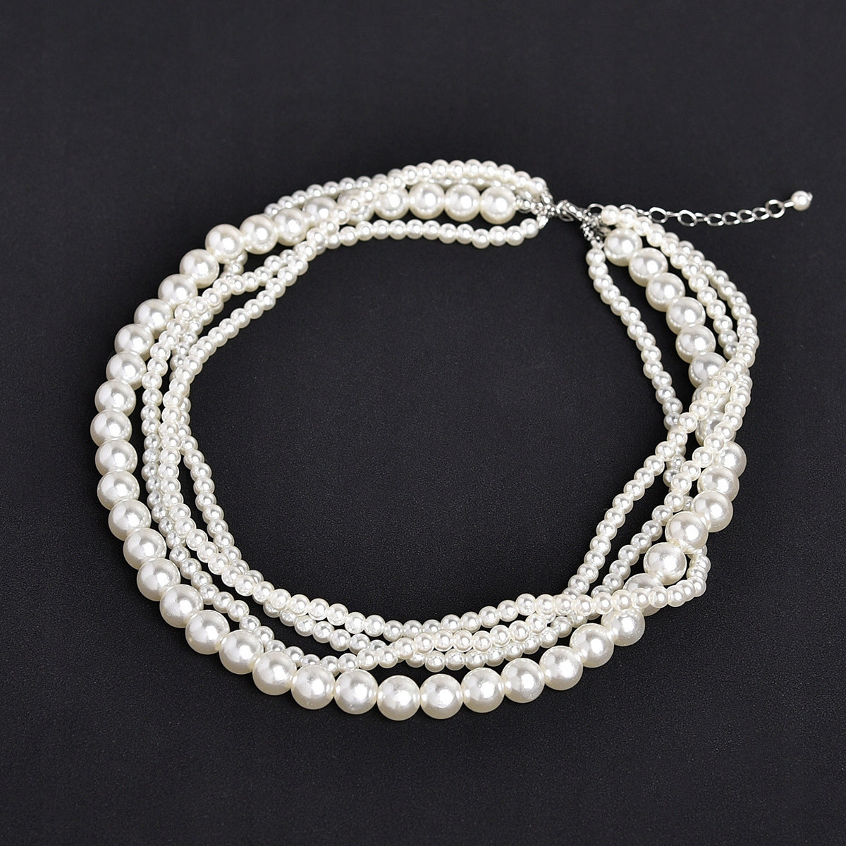 Elegant White Glass Pearl Necklace with Silver-tone Details — Classic Retro Style