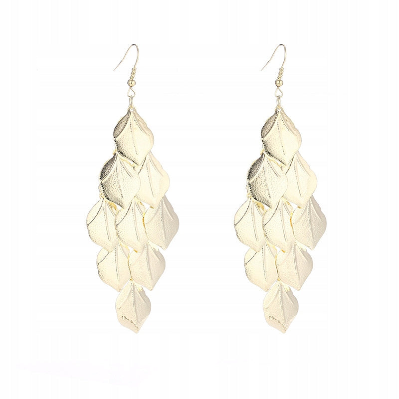 Elegant Women's Gold-Tone Dangle Earrings for Weddings and Special Occasions