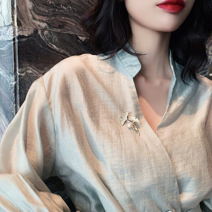 Gold-Tone Double-Leaf Brooch with Zirconia and Pearl