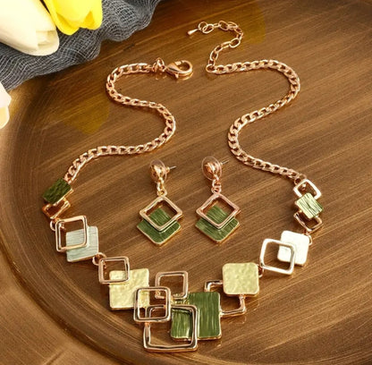 Elegant Necklace and Earrings Set — Gold-Tone and Green Fashion Jewellery
