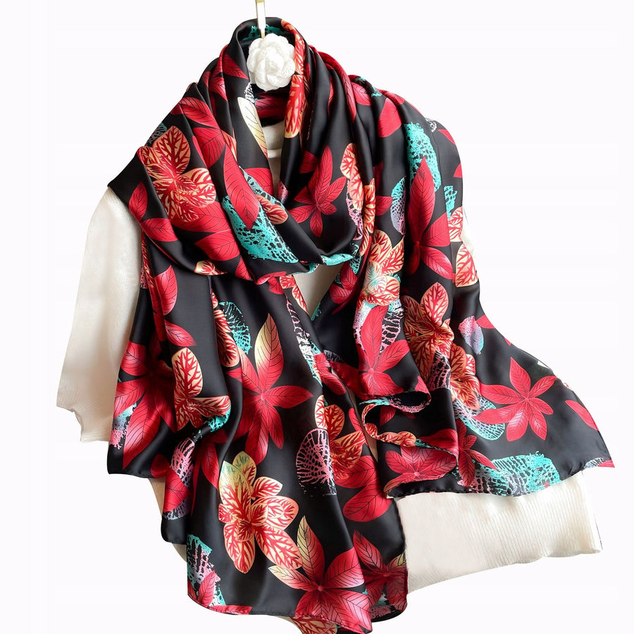 Silk-Effect Scarf 180 × 90 cm – Black & White