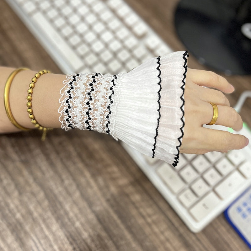 Women's Detachable Cuffs – White