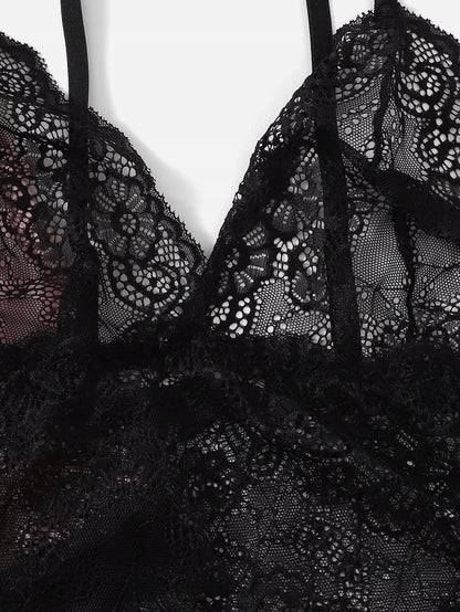 Damen-Satinpyjama mit Bademantel und Spitze – violett und schwarz