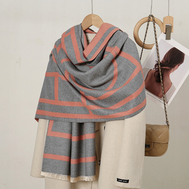 Bufanda de invierno de mujer 180 × 66 cm – gris y rosa