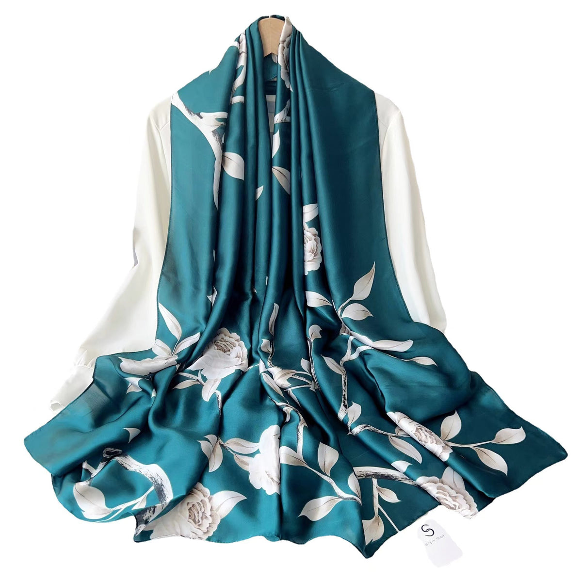 Silk-Effect Scarf 180 × 90 cm