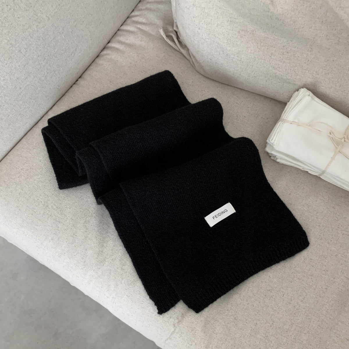 Women's Winter Scarf 160 × 22 cm – Black