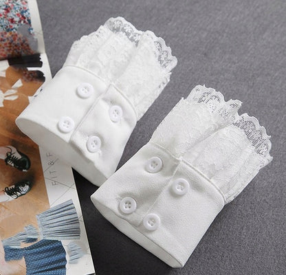 Elegant White Detachable Cuffs — Decorative Wrist Accessories