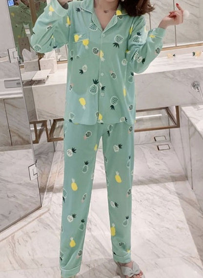 Pyjama boutonné pour femme – menthe, à petits motifs