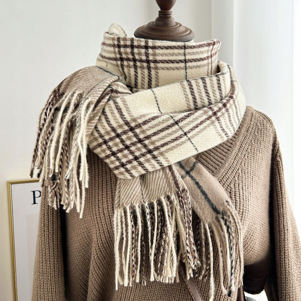 Damenschal 200 × 66 cm – beige und braun