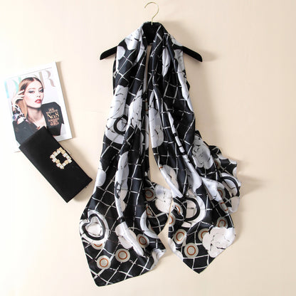 Silk-Effect Scarf 180 × 90 cm – Black & White