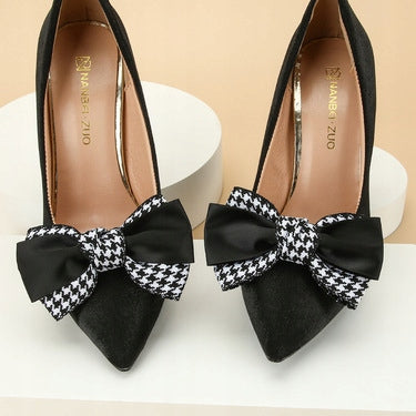 Satin-Schuhclips in Schleifenform – schwarz