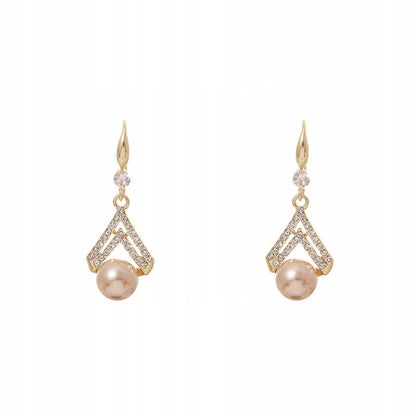 Elegant Women's Earrings with Cubic Zirconia and a Pearl