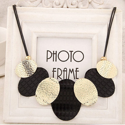 Beautiful Statement Necklace — Decorative Wedding Jewellery