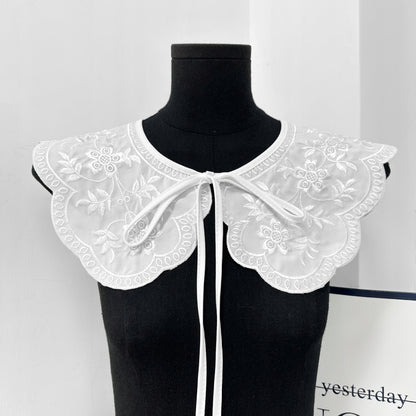 Embroidered Detachable Collar – White