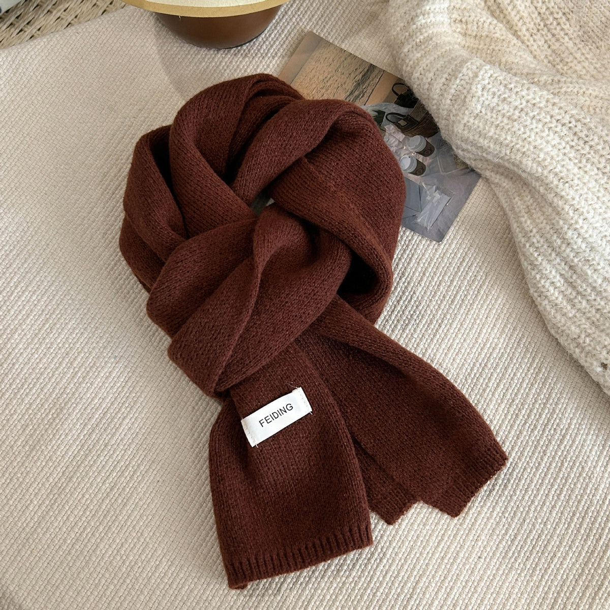 Écharpe d’hiver pour femme 160 × 22 cm – marron