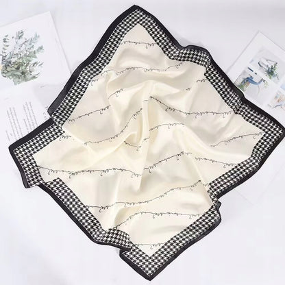 Foulard effet soie pour femme 70 × 70 cm