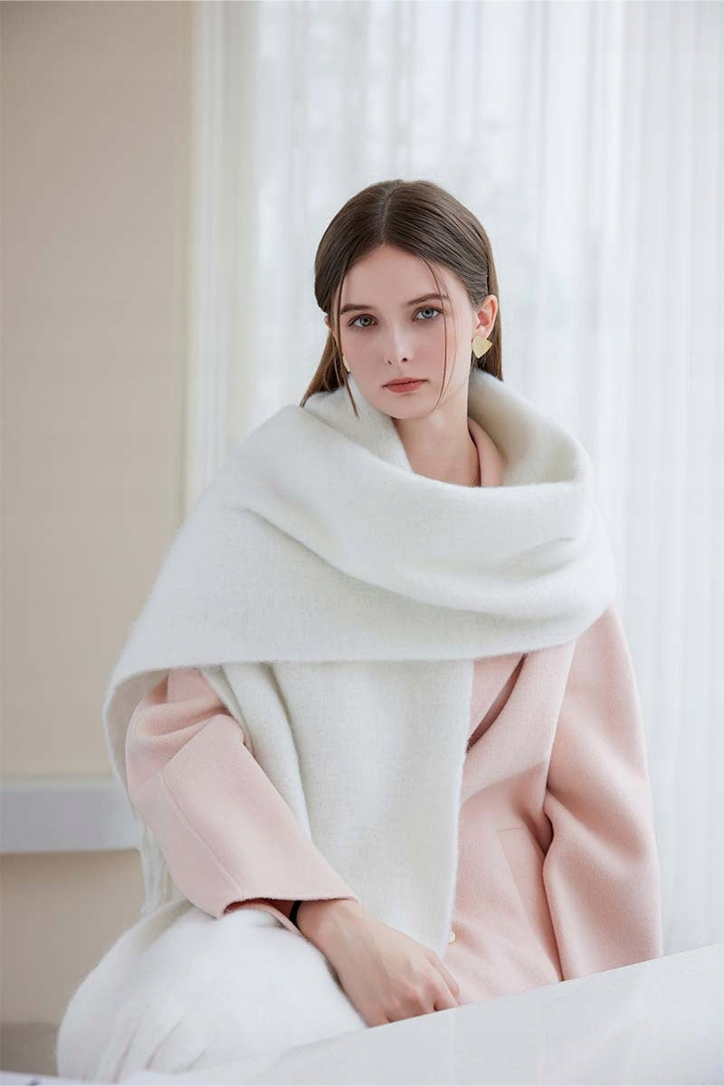 Écharpe d’hiver pour femme 200 × 40 cm – blanc
