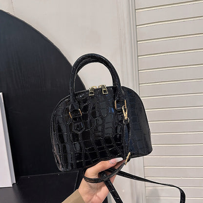Kleine Henkeltasche – schwarz