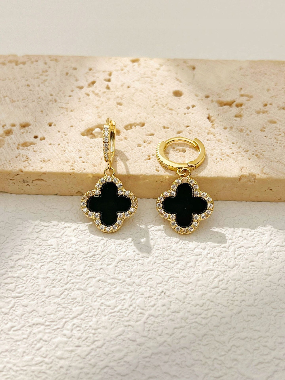 Pendientes de mujer con circonitas – plateado y negro
