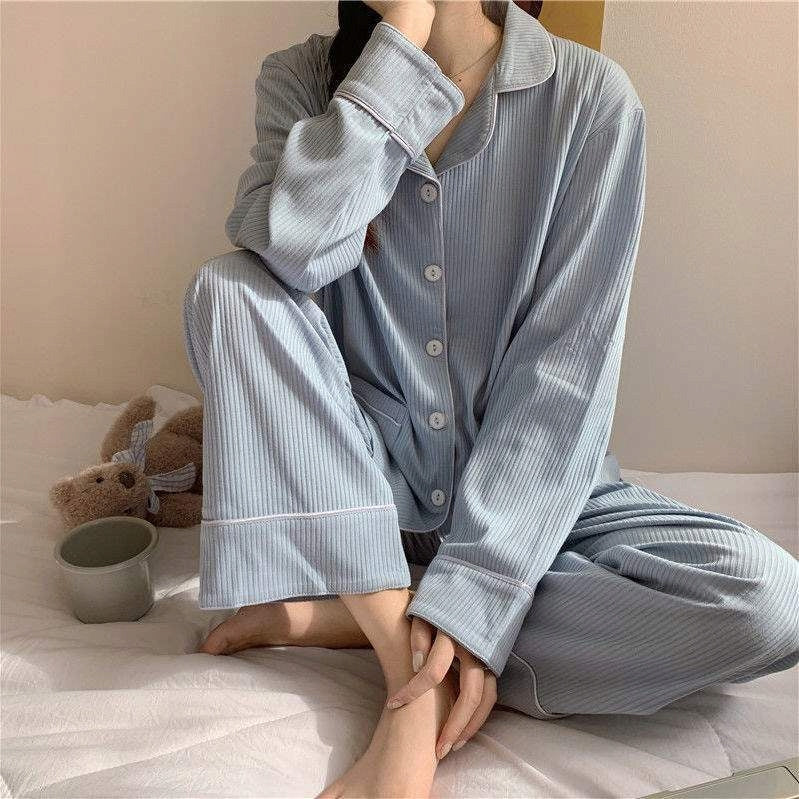 Pijama de mujer con botones – azul, liso