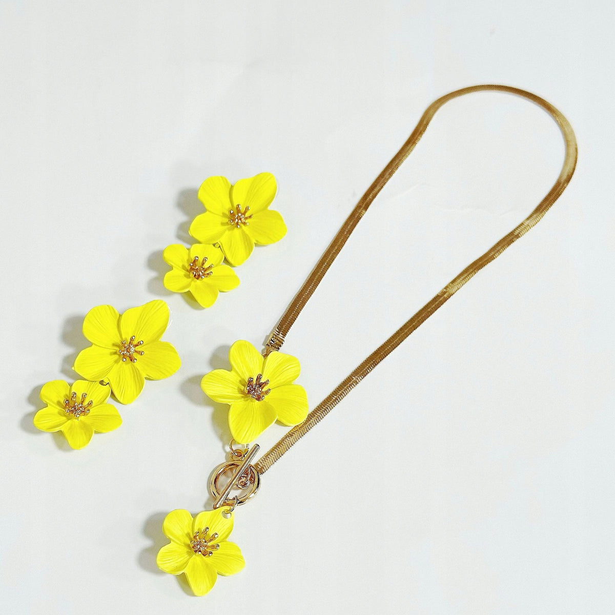 Necklace & Earrings & Bracelet Set – Yellow