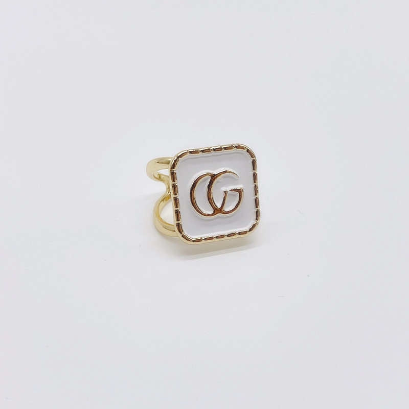 Quadratischer Schalclip – goldfarben