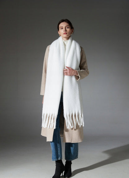 Écharpe d’hiver pour femme 200 × 40 cm – blanc
