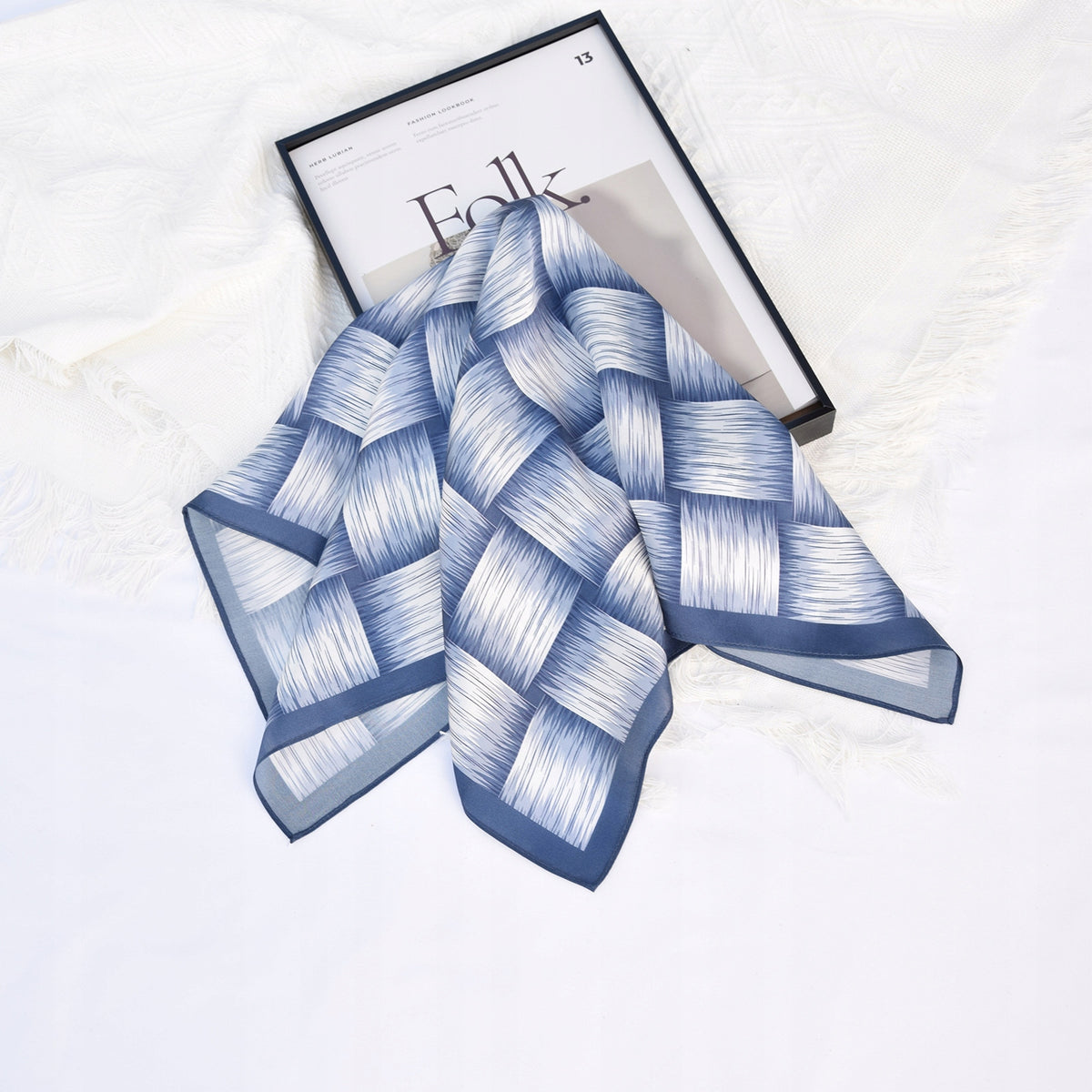 Foulard effet soie pour femme 70 × 70 cm