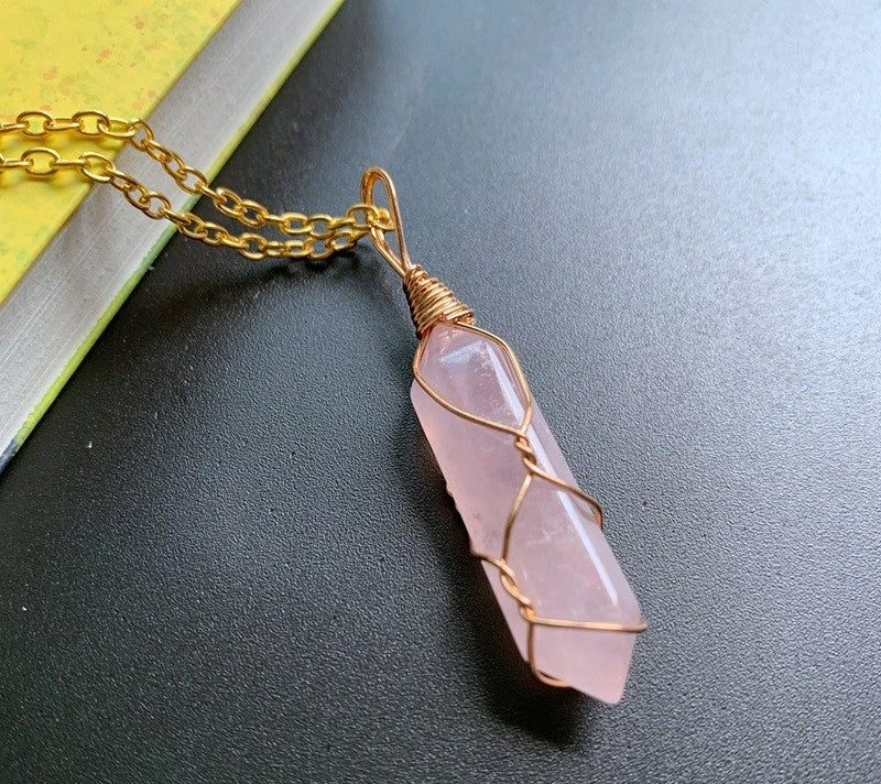 Rose Quartz Pendant Necklace – Pink