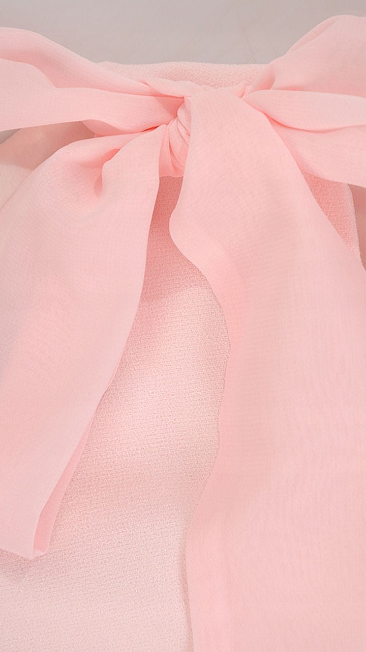 Elegancka sukienka Ajsza | color:rozowy