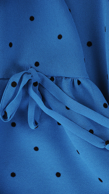 Elegancka sukienka w kropki Luna | color:morski