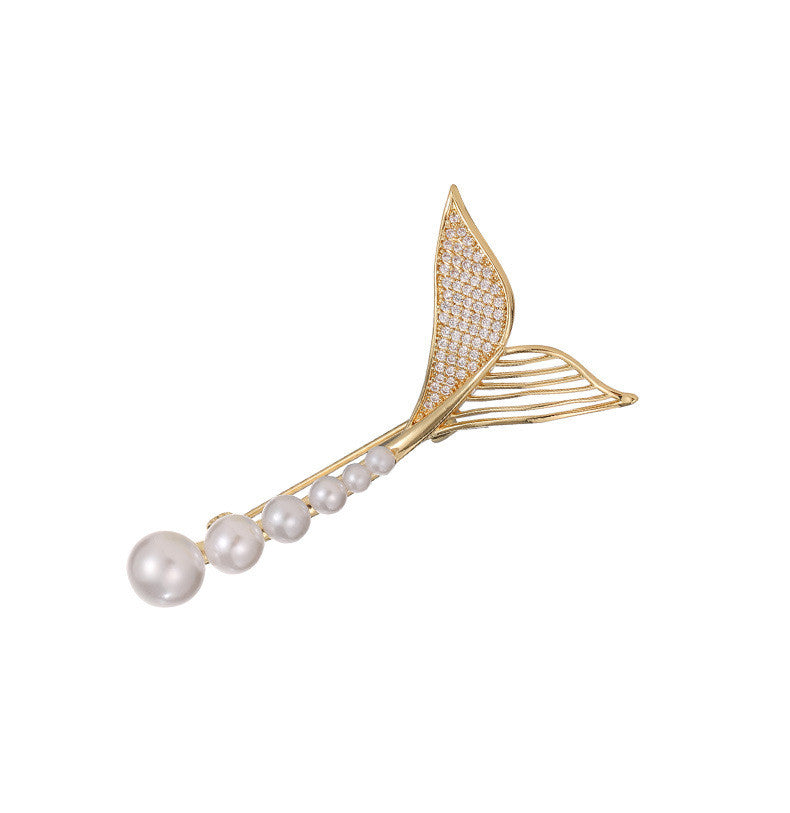 Broche décorative à zircons – doré
